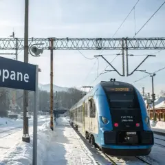 Pociągi do Zakopanego: Jedź bez korków! Szybciej niż autem?
