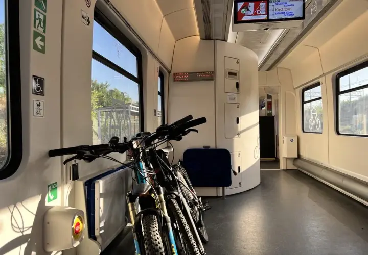 Jak przewieźć rower? Poradnik: auto, pociąg, samolot, kurier