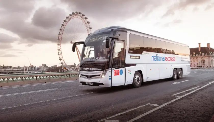 National Express Stansted: Skąd odjeżdża? Wybierz swój przystanek!