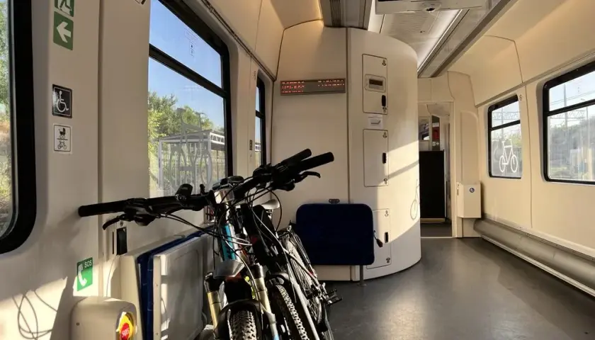 Jak przewieźć rower? Poradnik: auto, pociąg, samolot, kurier