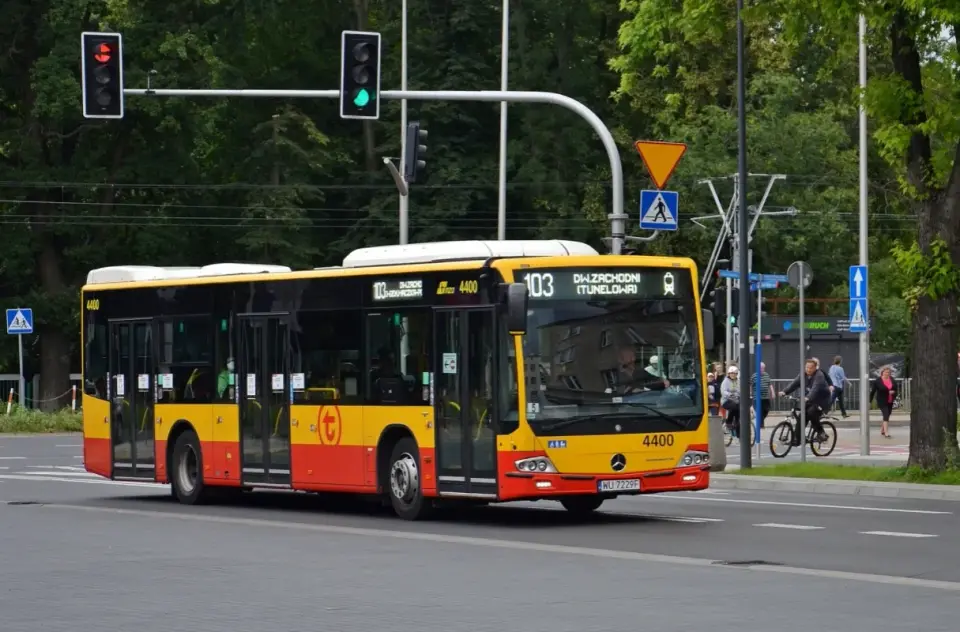 Linia 103 w Warszawie - skąd rusza i jak jechać bez pomyłki